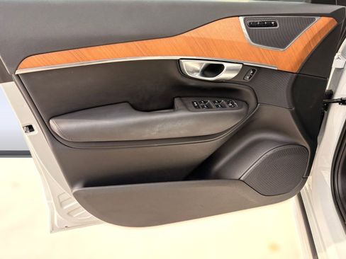 Certified 2024 Volvo XC90 B5 Plus w/ Protection Package Premier image 20