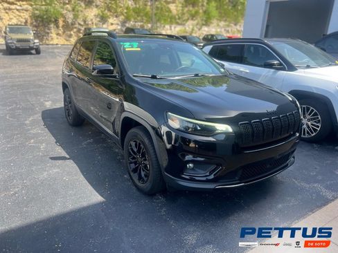 Used 2023 Jeep Cherokee Altitude Lux AWD/4WD image 1