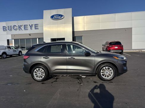 Certified 2020 Ford Escape SE image 10