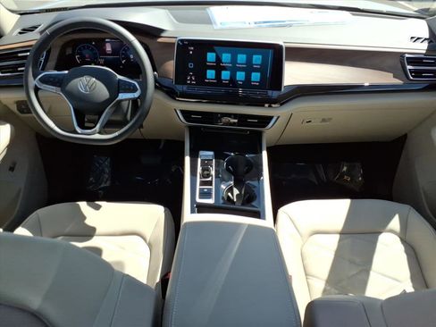New 2026 Volkswagen Atlas SE image 14