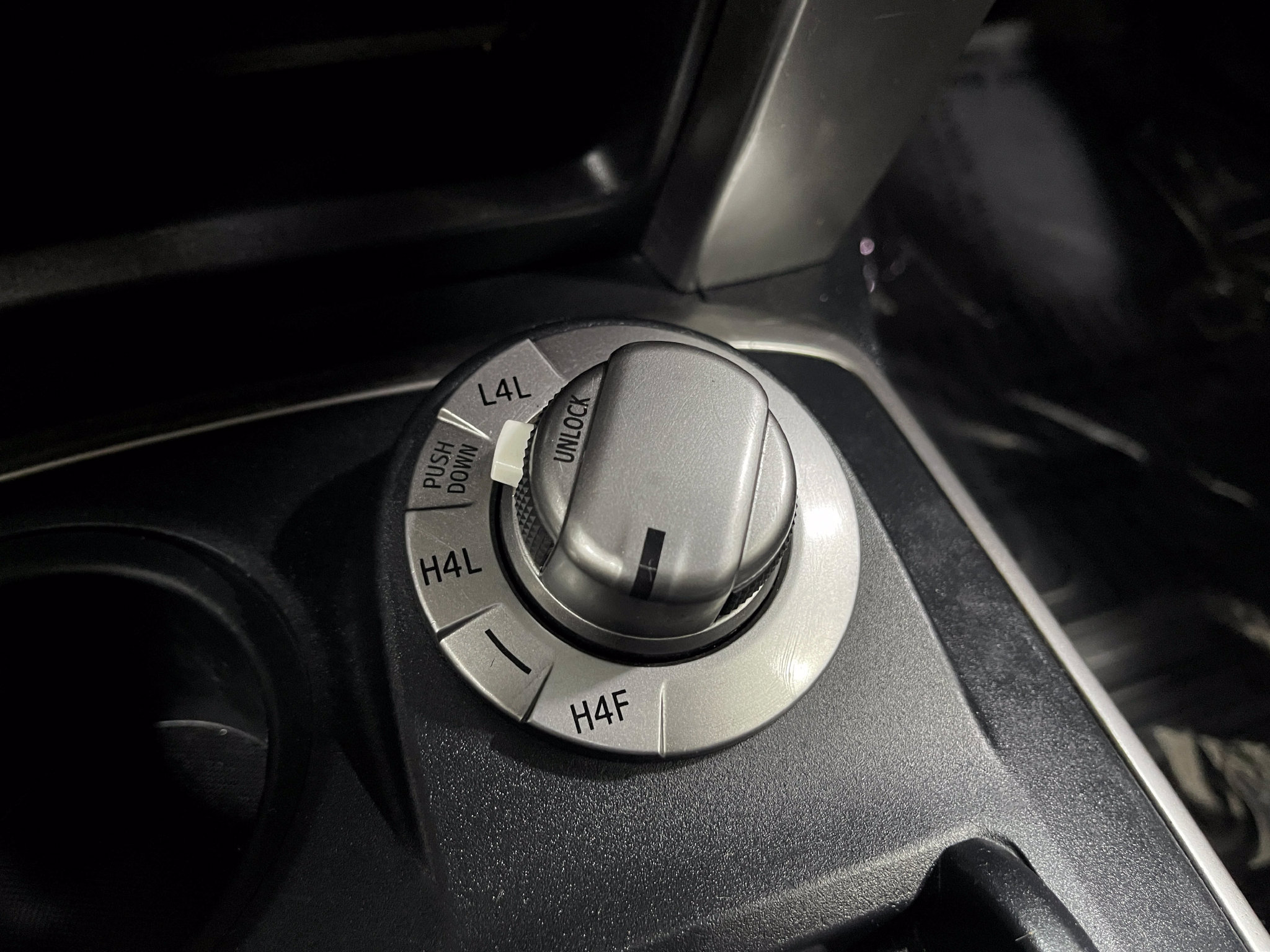 Used 2015 Toyota 4Runner Limited AWD/4WD image 29