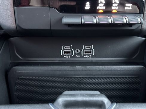 New 2026 RAM 1500 Big Horn w/ Night Edition image 27