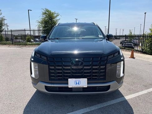 Used 2025 Hyundai Palisade SEL FWD image 2