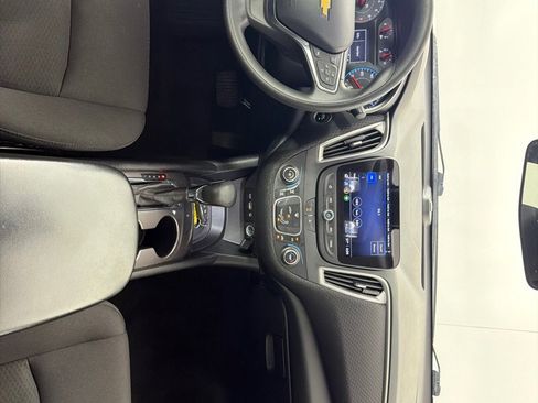 Used 2022 Chevrolet Malibu LS image 25