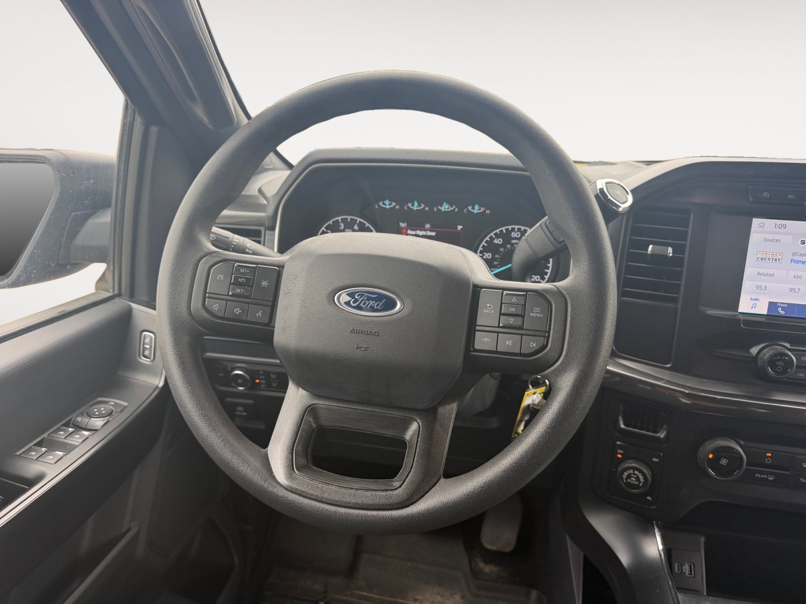 Used 2021 Ford F150 XL w/ STX Appearance Package AWD/4WD image 12