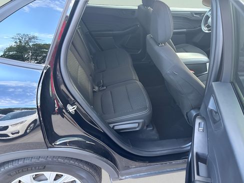 Used 2025 Ford Escape Active FWD image 11