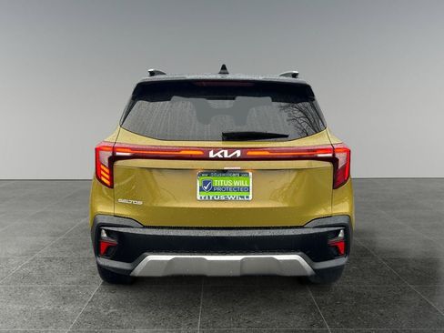 Used 2024 Kia Seltos S image 6