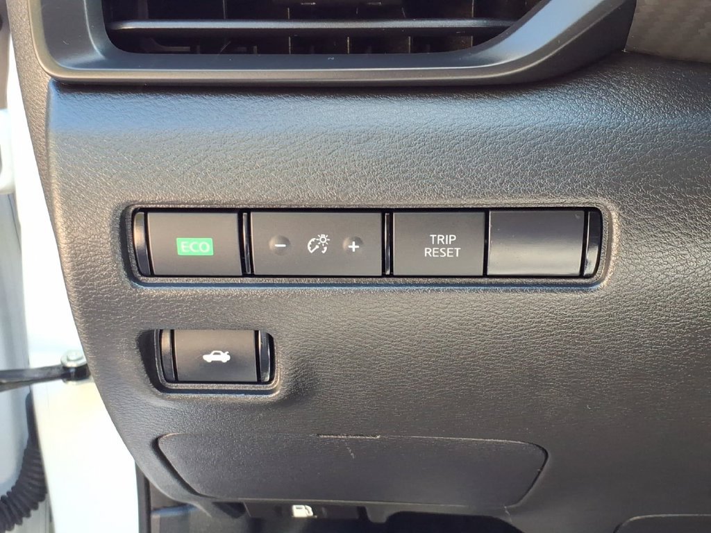 Used 2024 Nissan Sentra S FWD image 16