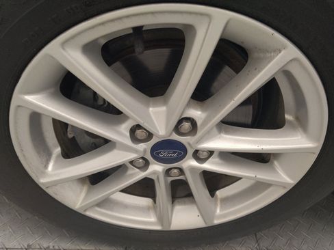 Used 2018 Ford Focus SE FWD image 31