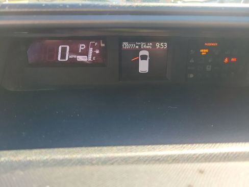 Used 2016 Toyota Prius C Persona Series image 25