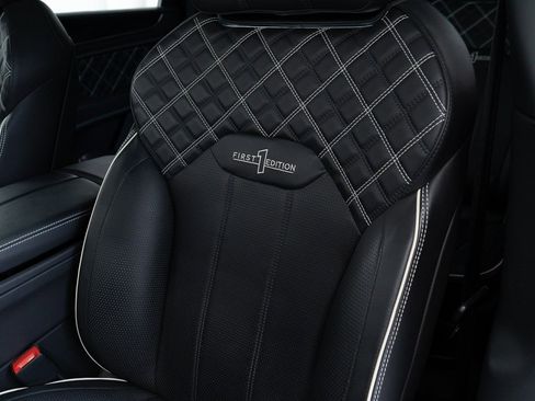 Certified 2021 Bentley Bentayga image 18