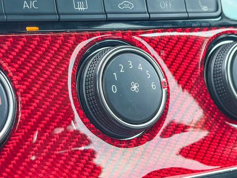 Used 2018 Volkswagen GTI S FWD image 29