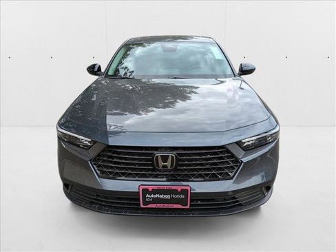 New 2025 Honda Accord SE image 2