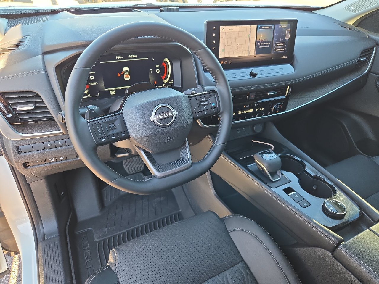 Certified 2025 Nissan Rogue Platinum w/ Tech Package AWD/4WD image 16
