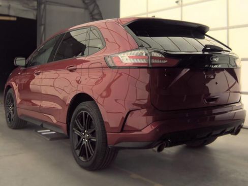 Used 2021 Ford Edge ST-Line FWD image 5