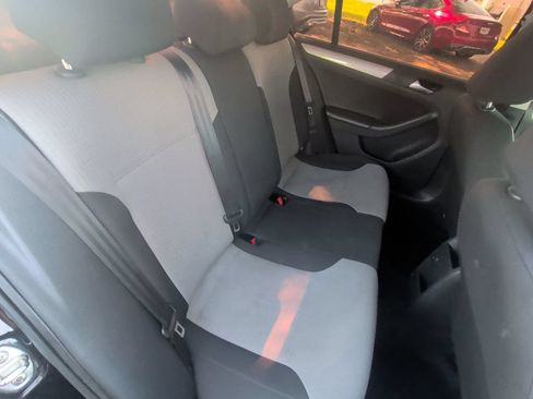 Used 2017 Volkswagen Jetta S FWD image 21