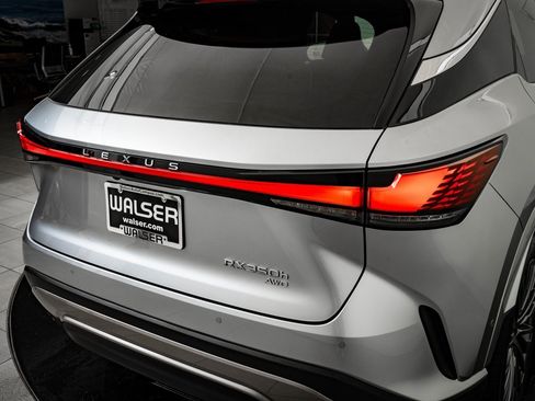 Certified 2024 Lexus RX 350 image 9