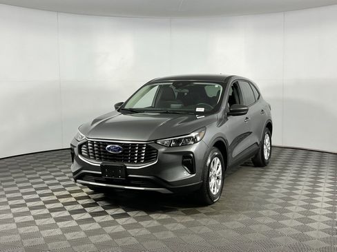 Used 2025 Ford Escape Active image 3