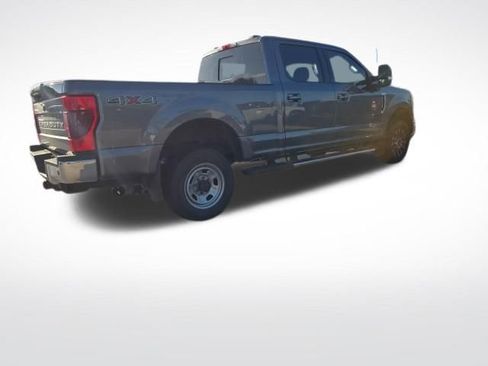 Used 2022 Ford F250 Lariat w/ Lariat Ultimate Package AWD/4WD image 3