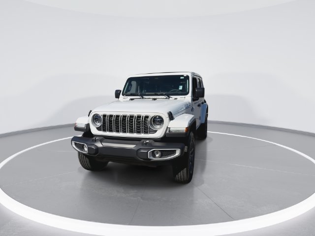 Used 2026 Jeep Wrangler Unlimited Sahara AWD/4WD image 4
