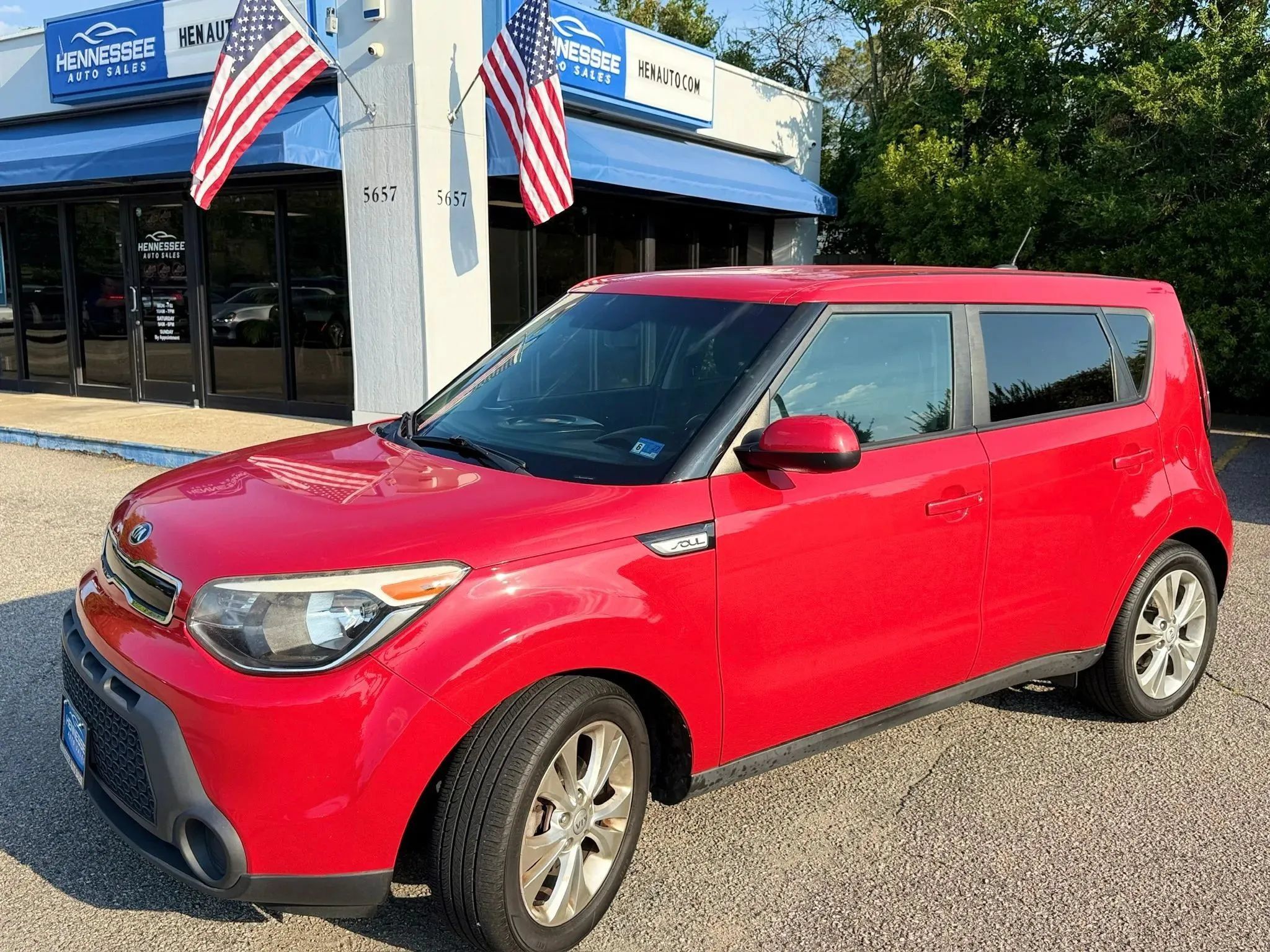 Used 2015 Kia Soul + FWD image 21