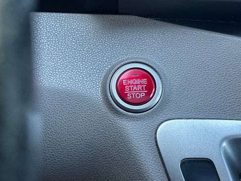 Used 2014 Honda Odyssey EX-L image 16