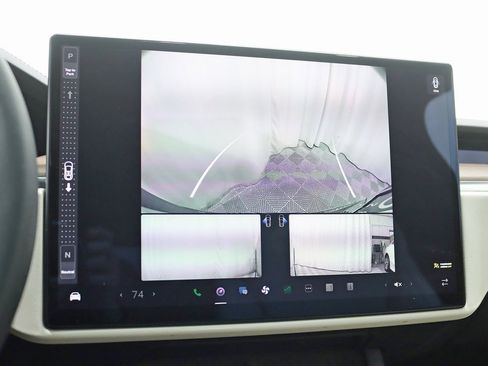 Used 2022 Tesla Model X image 15