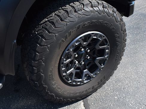 Used 2025 Ford F150 Raptor w/ Equipment Group 803A Raptor R AWD/4WD image 11