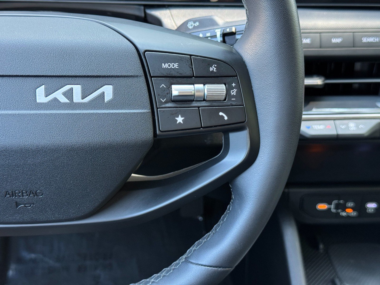 Used 2025 Kia K4 EX FWD image 20