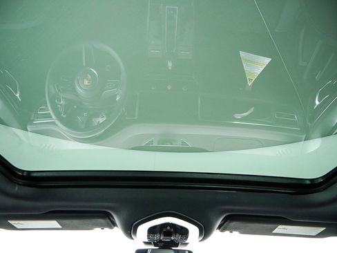 New 2026 Porsche Macan S image 23