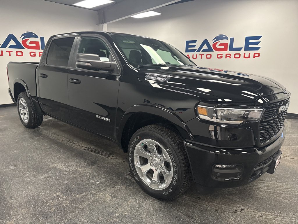 Used 2026 RAM 1500 Big Horn AWD/4WD image 2