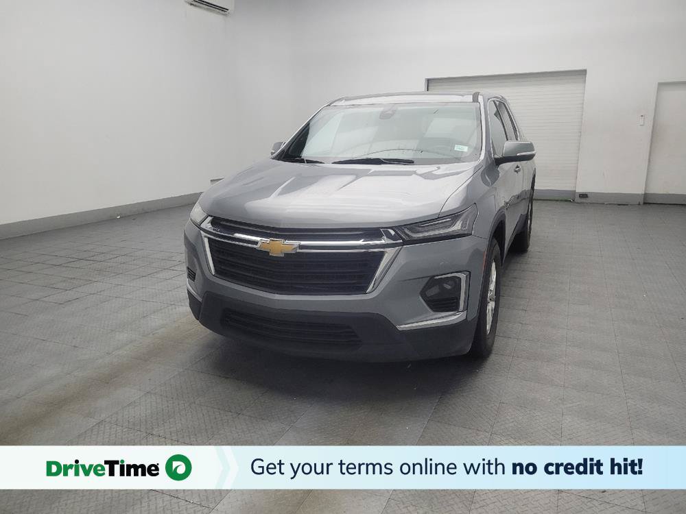 Used 2023 Chevrolet Traverse LS FWD image 1