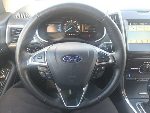 Used 2016 Ford Edge Titanium w/ Equipment Group 301A AWD/4WD image 41