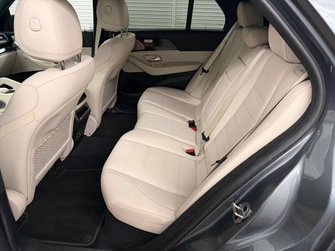Used 2024 Mercedes-Benz GLE 450 4MATIC image 4