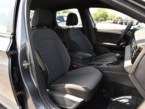 Certified 2025 Volkswagen Jetta Sport FWD image 20