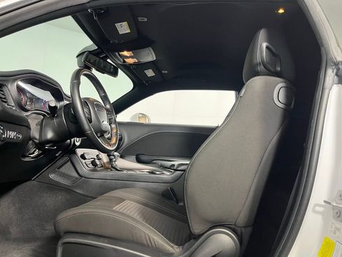 Used 2023 Dodge Challenger SXT w/ Blacktop Package image 24