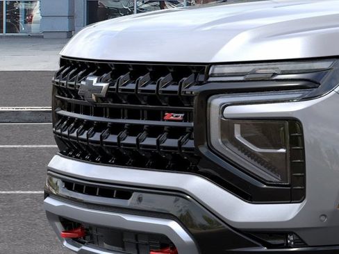 New 2026 Chevrolet Suburban Z71 w/ Z71 Off-Road Package AWD/4WD image 14