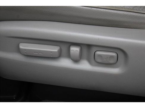 Used 2014 Honda Pilot EX-L image 11