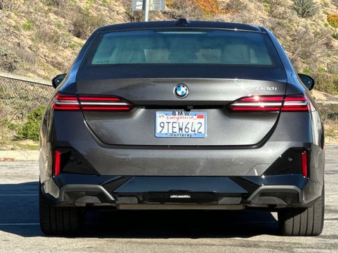 Used 2025 BMW 530i w/ M Sport Package image 8