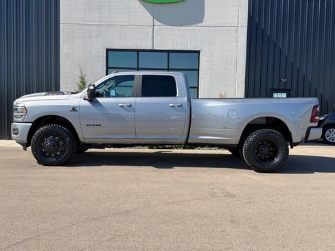 Used 2024 RAM 3500 Laramie w/ Night Edition AWD/4WD image 2