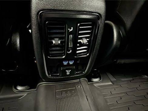 Used 2021 Jeep Grand Cherokee Limited w/ Quick Order Package 28K 80th image 29