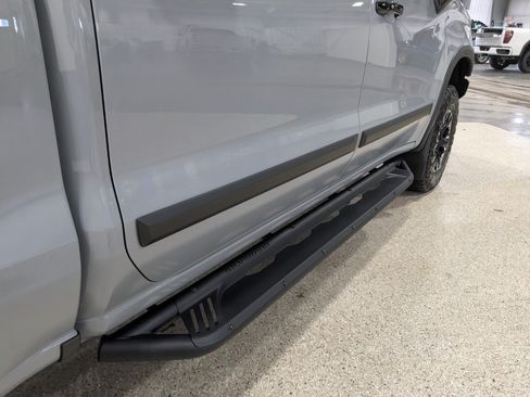 Used 2024 Chevrolet Silverado 1500 ZR2 w/ Technology Package AWD/4WD image 11