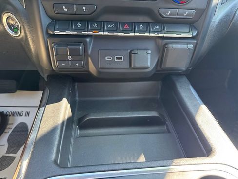 Used 2021 Chevrolet Silverado 1500 LT Trail Boss w/ Convenience Package II AWD/4WD image 31