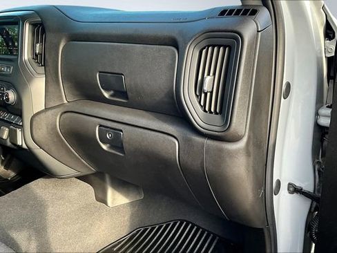 Used 2024 Chevrolet Silverado 2500 Custom w/ Custom Value Package image 28