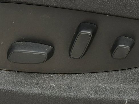 Used 2017 Chevrolet Silverado 1500 LT w/ Texas Edition image 24