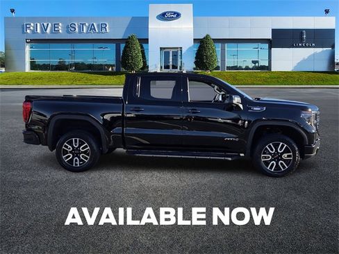 Used 2025 GMC Sierra 1500 AT4 w/ AT4 Premium Package image 9