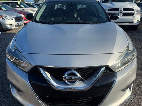 Used 2017 Nissan Maxima 3.5 SL FWD image 2