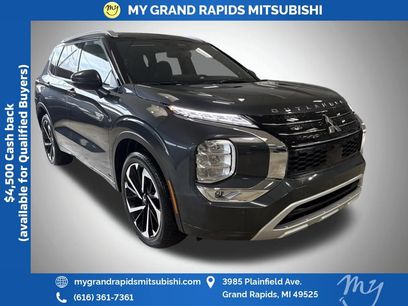 New 2025 Mitsubishi Outlander SEL