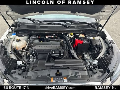 Used 2023 Lincoln Corsair AWD image 28