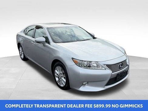 Used 2013 Lexus ES 300h w/ Luxury Pkg FWD image 2